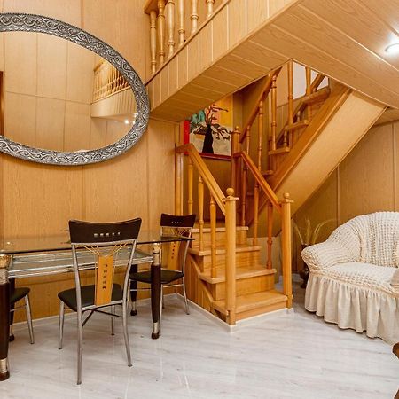Rustaveli Downtown Aparthotel Тбилиси Екстериор снимка